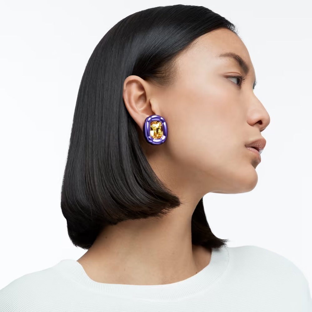 Swarovski Dulcis clip earrings
Cushion cut, Purple - Picture 2 of 5